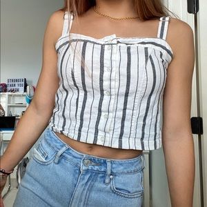 RARE Brandy Melville Crop Top 🕳